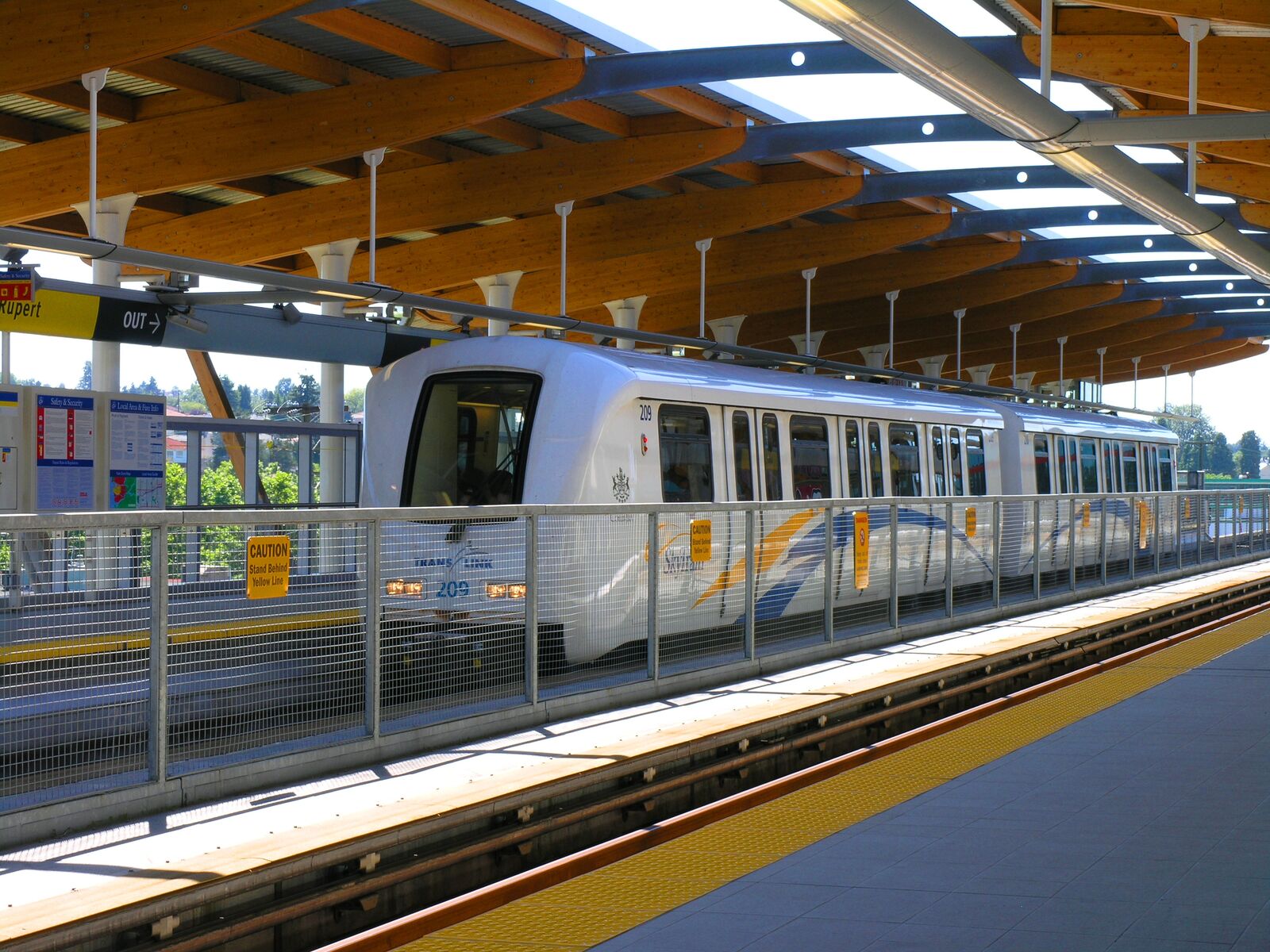 SkyTrain platform in Vancouver